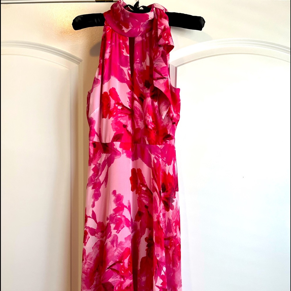 White House Black Market Floral Hi-Lo Maxi Dress. Size 0P